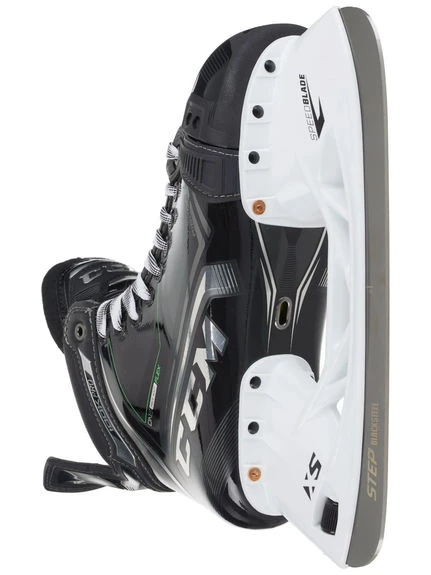 Patins CCM Ribcor 100K Pro Intermédiaire 5 Patins CCM Ribcor 100K Pro Intermédiaire – Image 3