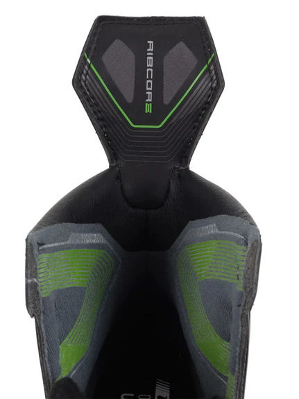 Patins CCM Ribcor 100K Pro Intermédiaire 6 Patins CCM Ribcor 100K Pro Intermédiaire – Image 4